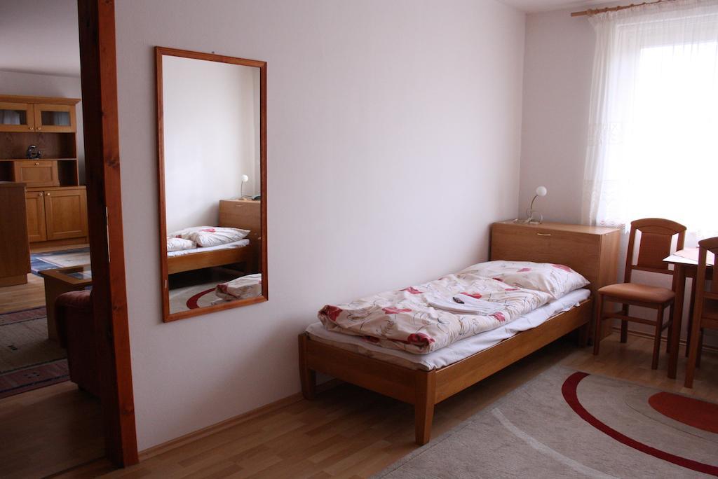 Penzion Koras Vrútky Cameră foto